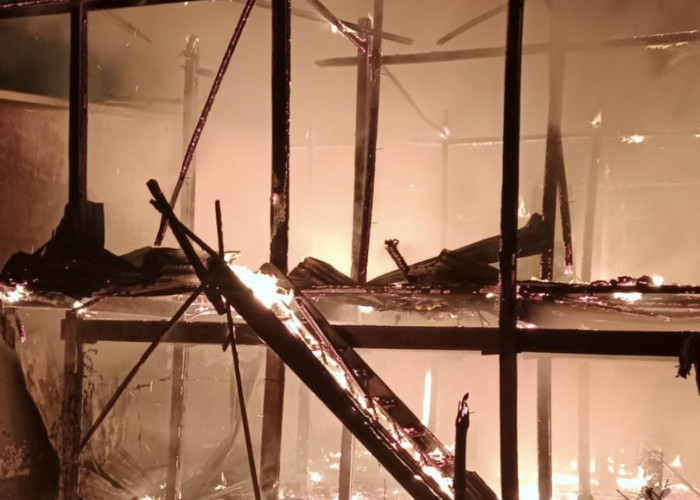 Breaking News, Tiga Lokasi Berbeda di Makassar Dilanda Kebakaran Malam Ini