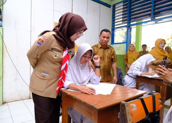 Ujian SD-SMP di Gowa via Online dan Luring