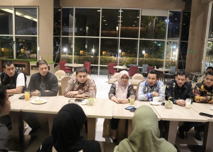 Wali Kota Munafri Fasilitasi Pertemuan Kepala Daerah dan Aparat Keamanan untuk Redam Ketegangan Mahasiswa