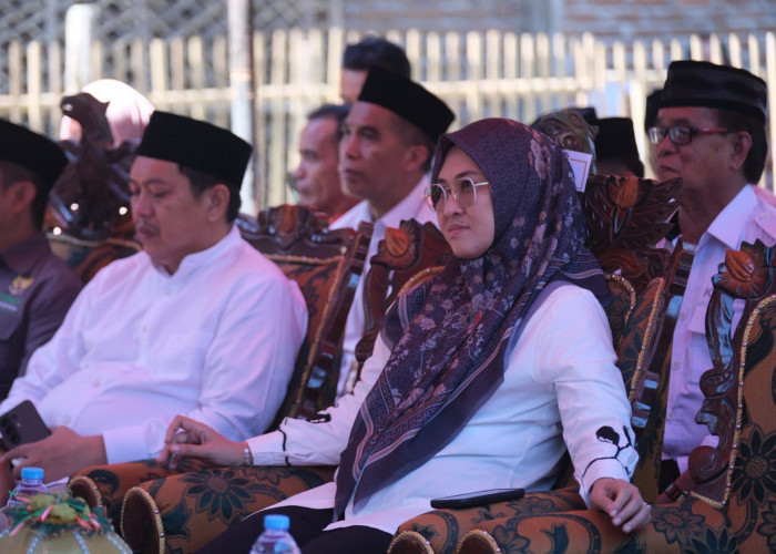 Lugas Jalankan Tugas, Bupati Talenrang Hadiri Lebaran Yatim-Penyandang Disabilitas