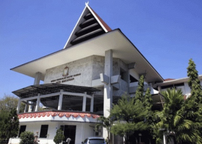 Dewan Segera Telusuri Kafe yang Diduga Tanpa Izin Lengkap