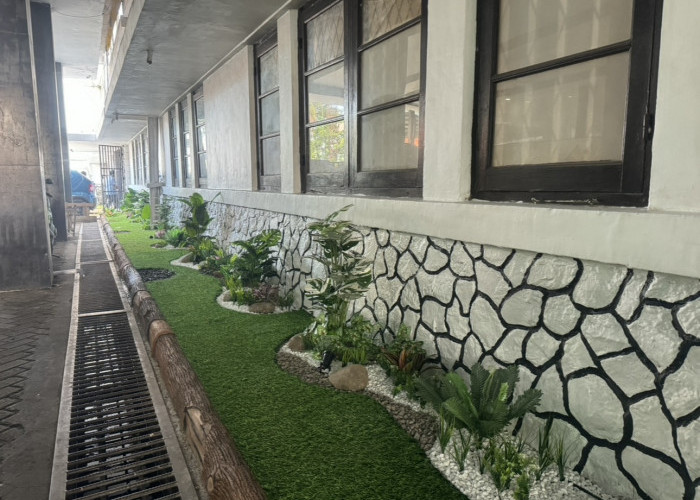 Bagian Umum Setda Makassar Sulap Lahan Tak Terawat Kantor Balaikota Menjadi Taman