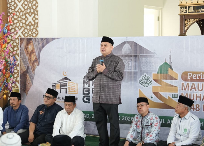     Hadiri Maulid Bersama Warga Citraland, Munafri Tekankan Ukhuwah dan Toleransi