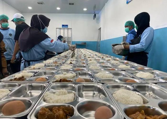 Program Makan Bergizi Gratis Disambut Antusias: Dorong Gizi Anak dan Hidupkan UMKM Lokal