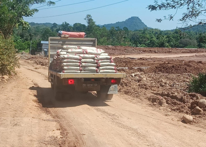 Diduga tak Kantongi Izin, Proyek Kandang Ayam Resahkan Warga Pakkolompo