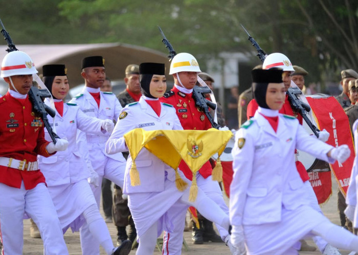 Upacara Proklamasi Kemerdekaan ke-80 RI Sukses, Bupati Husniah Puja-puji Paskibraka Gowa