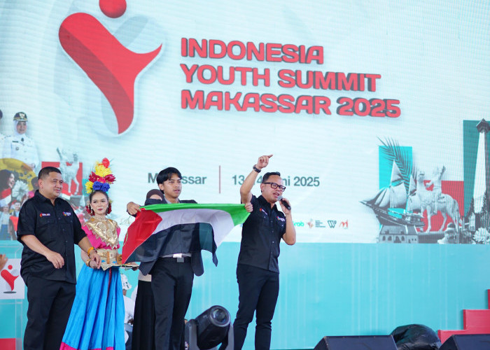 Bendera Palestina Berkibar di Pembukaan IYS Makassar 2025