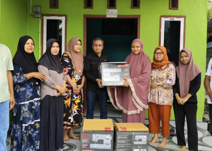 Reses di Luwu Utara, Legislator DPRD Sulsel Zulfikar Limolang   Bawa Langsung Bantuan untuk Warga