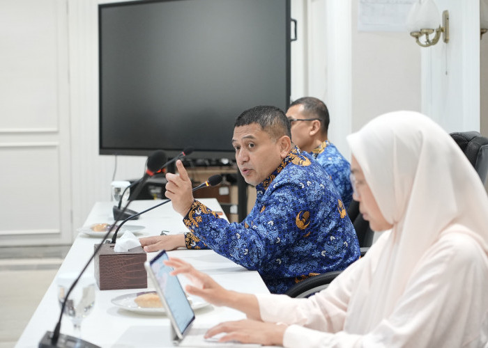 Beri Waktu Sepekan, Appi Ultimatum Camat Validasi Data Iuran Sampah Gratis