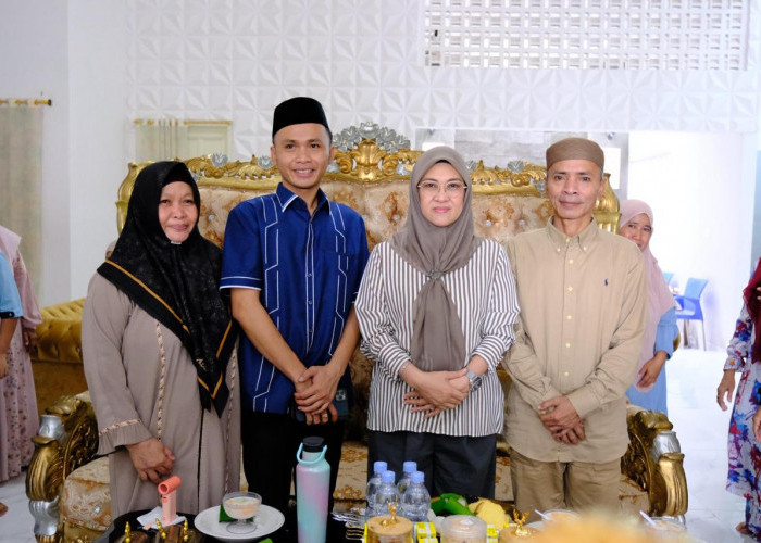 Silaturrahmi Idulfitri, Bupati Talenrang Sowan ke Tokoh Masyarakat Sombaopu