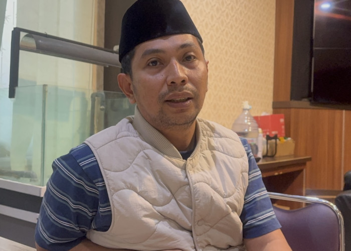 Camat Panakkukang Tegaskan Lurah Fokus Layani Warga, Bukan Nongkrong di Warkop Saat Jam Kerja