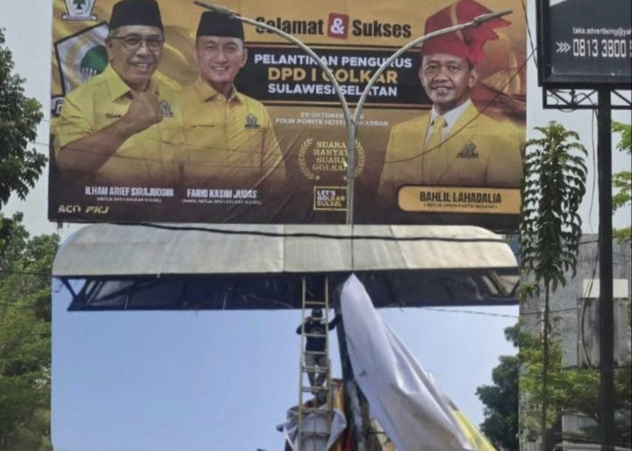 Baliho Ucapan Pelantikan Pengurus Golkar Sulsel Diduga Ditertibkan Pemkot Palopo Tanpa Pemberitahuan 