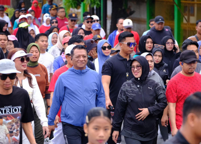 Ribuan Warga Gowa Ramaikan Jalan Santai HUT RI 