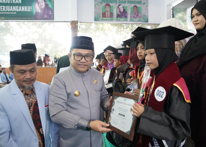 BKPRMI Bajeng Barat-Parangloe Wisuda Ratusan Santri, Wabup DM : Perkuat Gowa Caradde