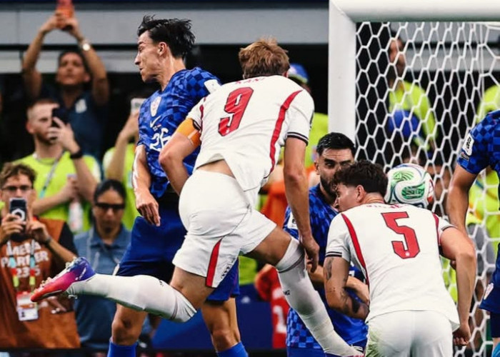 Start Manis The Three Lions, Bungkam Kroasia 4-2  