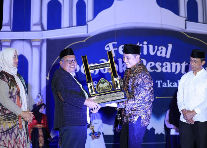 Tutup Festival Pesantren, Daeng Manye Dorong Santri Jadi Pelopor Kreativitas
