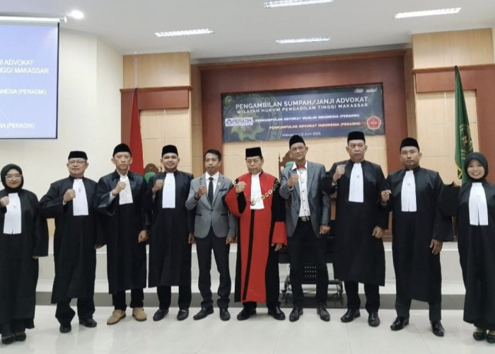 Pengadilan  Tinggi Negeri Makassar Kukuhkan Anggota PERADIN