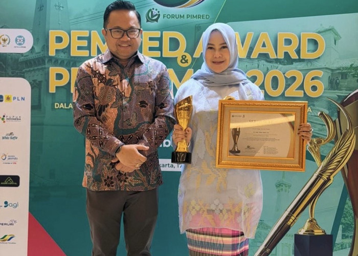 Andi Tenri Indah Raih Pemred Award 2026 sebagai Legislator Provinsi Terbaik Bidang Komunikasi Publik