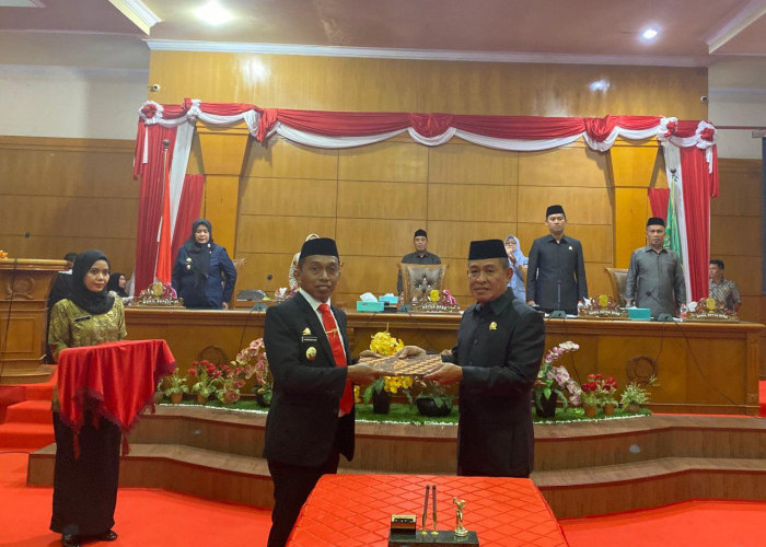 Pimpinan DPRD Apresiasi Bupati Sidrap Ajak Forkopimda dan Seluruh Kepala OPD Hadiri Rapat Paripurna