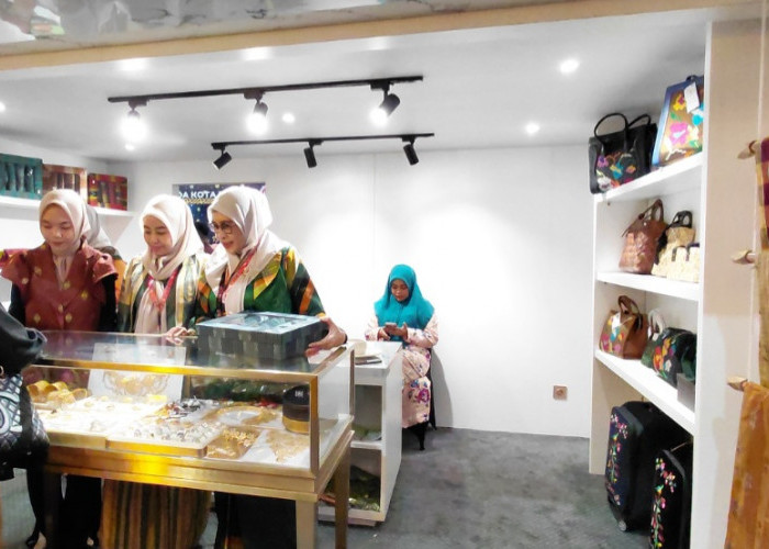 Pameran HUT Dekranas 2026 di TSM, Seluruh  Daerah Tampilkan Kerajinan UMKM Unggulan