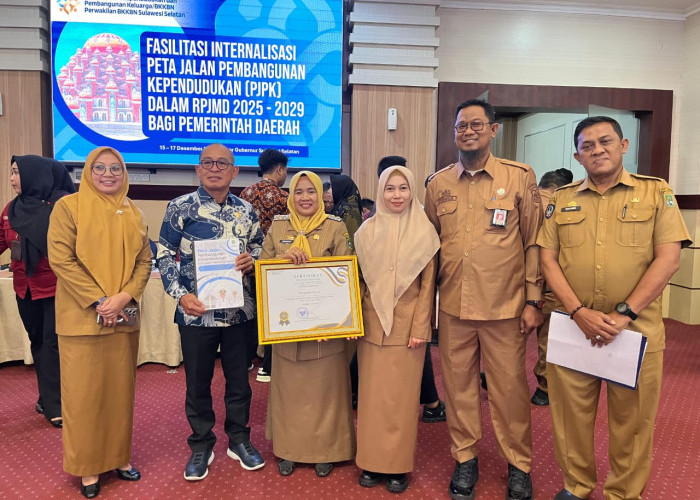 Capaian Prevalensi Stunting Terendah Antar Sidrap Raih Penghargaan Mendukbangga 