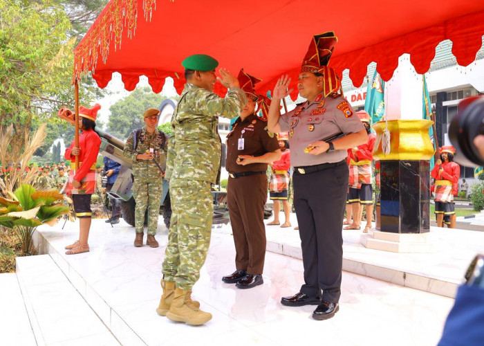 Perkuat Sinergi TNI-Polri, Kodam XIV Hasanuddin Kukuhkan Kapolda Sulsel Sebagai Tamu Kehormatan