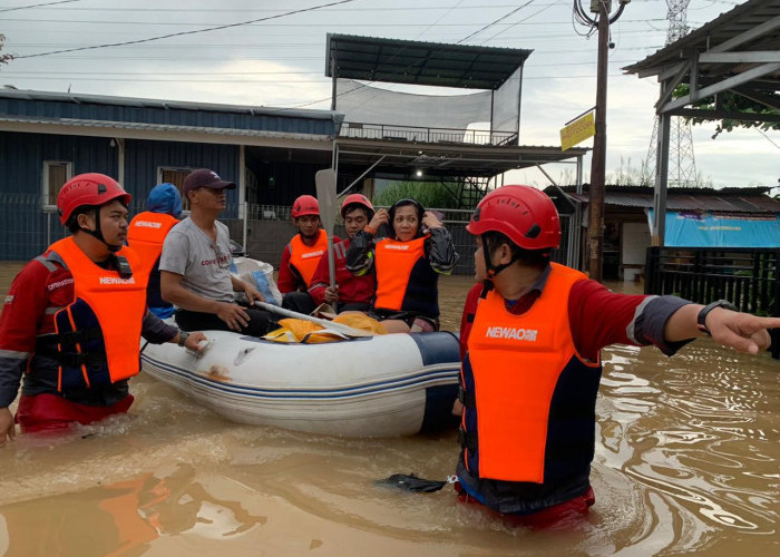 Gerak Cepat PLN IP UBP Tello Evakuasi Korban Banjir di Wilayah Tello Baru