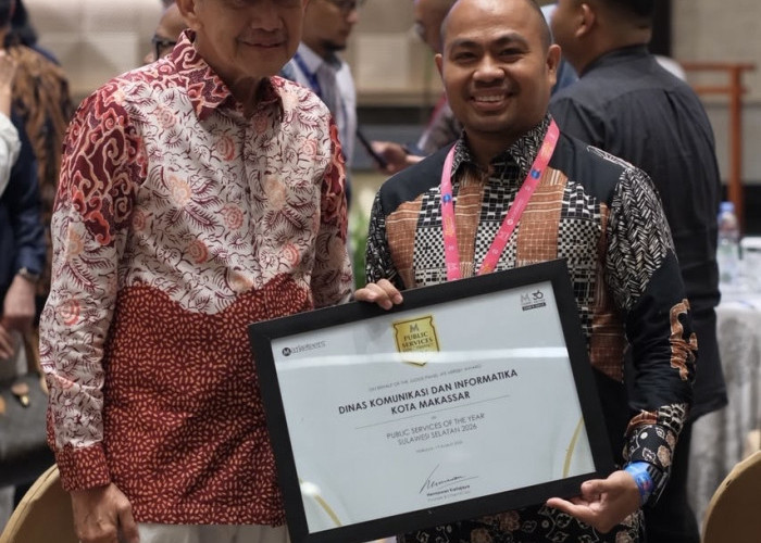 Inovasi Lontara+ Antarkan Diskominfo Makassar Raih Public Service of the Year Sulsel 2026