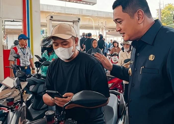 Ketika Pemimpin Hadir di Tengah Antrean dan Keluhan Warganya