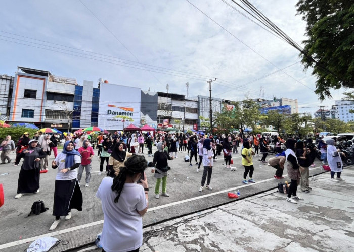 CitraCosmetic Gelar 'Novembeat Heroes Zumba Party' Bertabur Doorprize