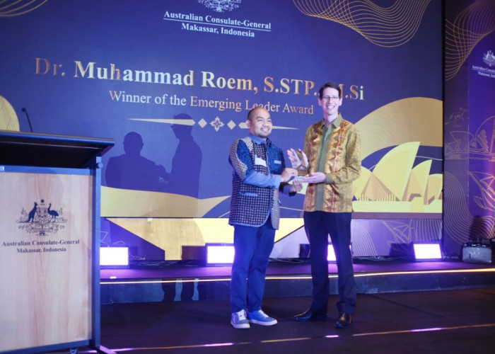 Dr.Muhammad Roem Alumni Australia raih Emerging Leader Award dari Pemerintah Australia