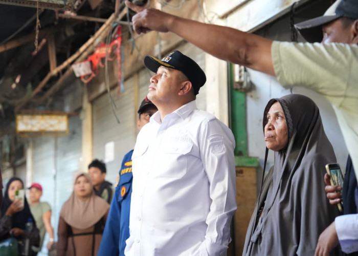 Kebakaran Pasar Pa’baeng-baeng, Pemkot Makassar Siapkan Perbaikan dan Akses KUR Bagi Pedagang