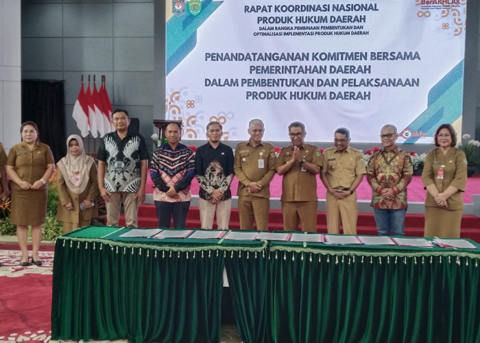 Pimpinan Bapemperda DPRD Sulsel Hadiri Rakornas Produk Hukum Daerah di Kaltim