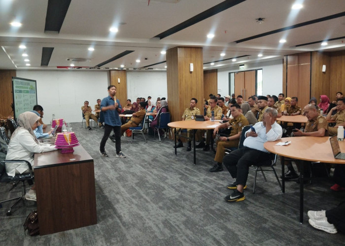 Ketika Perang Melawan Krisis Iklim Dimulai dari Ember Kompos di Halaman Rumah
