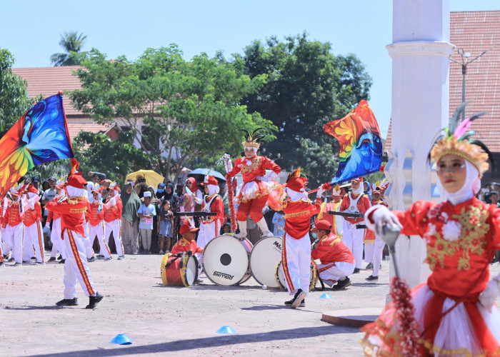 Atraksi Marching Band Meriahkan HUT RI ke-81, Daeng Manye Apresiasi Kreativitas Pelajar Takalar