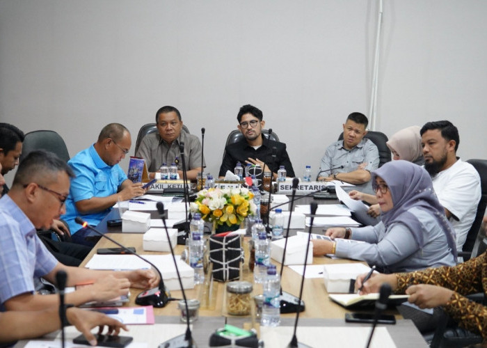 Komisi A DPRD Sulsel Bahas Nasib PPPK: Tidak Ada Kebijakan “Dirumahkan”, Evaluasi Jadi Penentu