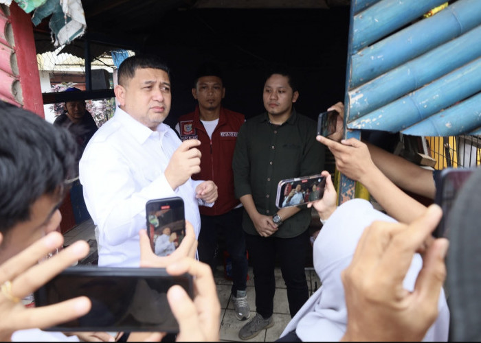 Appi Tinjau Inovasi Anak Muda Makassar Sulap Sampah Plastik Jadi BBM