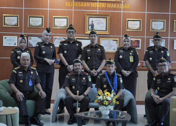Jamwas  Rudi Margono dan Kajati Sulsel Inspeksi Pimpinan di Kejari Makassar, Ini Penekanannya