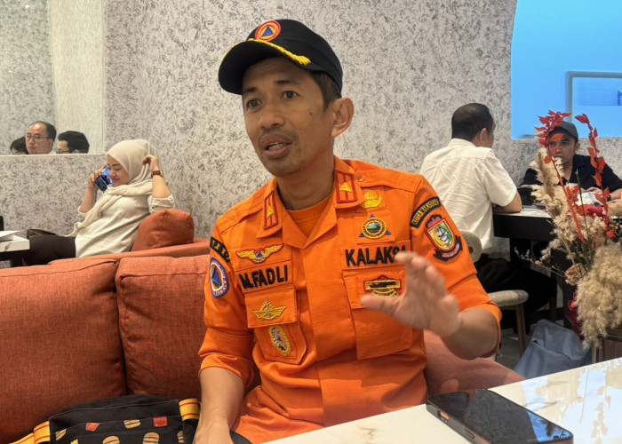Kekeringan Berdampak di Sejumlah Wilayah,BPBD Makassar Salurkan Tandon Air Bersih