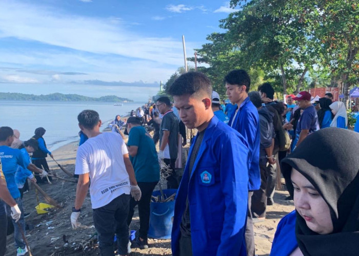 Dari Pantai Bersih Menuju Karakter ASRI: Aksi Nyata KKN Bacukiki Barat