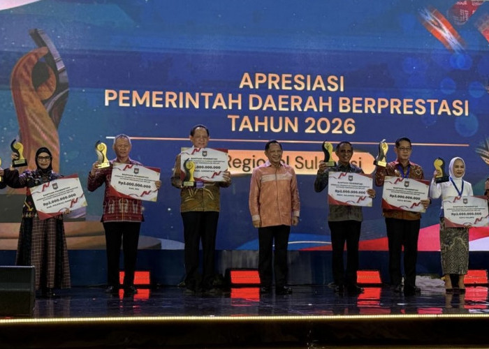     Pemkab Takalar Raih Penghargaan Nasional, Tito Karnavian Beri Apresiasi Langsung
