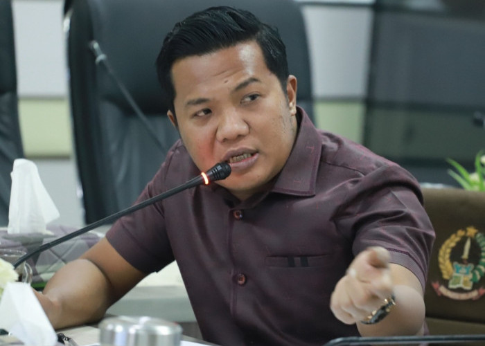 Sultan Tajang Desak Pemprov Sulsel Tuntaskan Pembangunan Ruas Jalan di Desa Lautang Wajo 