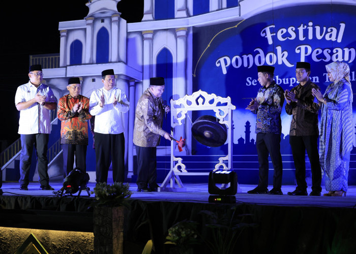 Festival Pesantren Takalar Dibuka, Daeng Manye Dorong Santri Tembus Era Digital