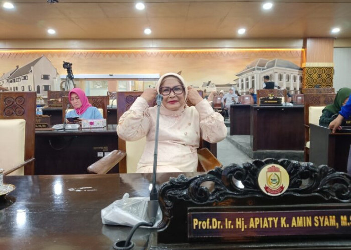 Apiaty Amin Syam Siap Kembali ke Panggung Legislatif 