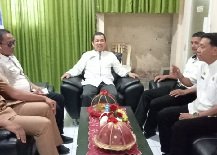 Anggota DPRD Makassar Kunjungi SMPN 8 Mendengarkan Aspirasi Sekolah Jelang SPMB 2025