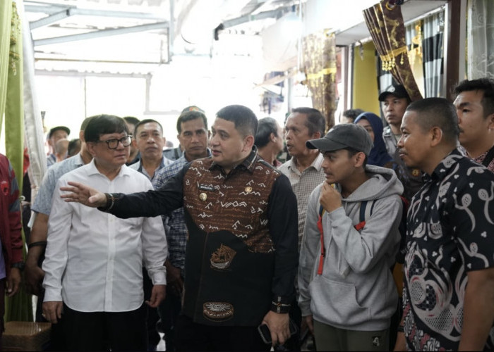 Tinjau Pasar Sentral, Appi Tekankan  Revitalisasi dan Target Kembali Jadi Pusat Ekonomi Rakyat