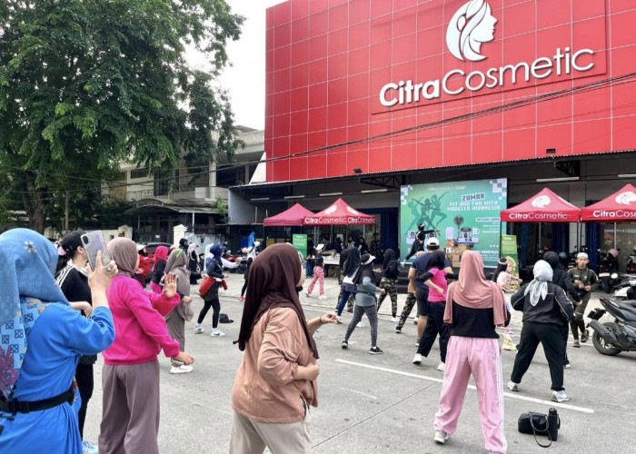Zumba Seru di CFD Boulevard: CitraCosmetic & Mabello Bagikan Berbagai Doorprize
