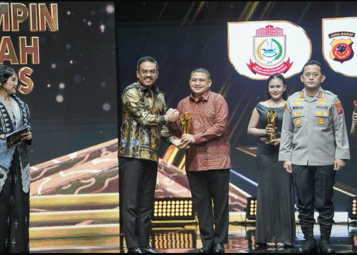 Appi Jadi Satu-satunya Kepala Daerah Sulsel Penerima Pemimpin Daerah Award 2026