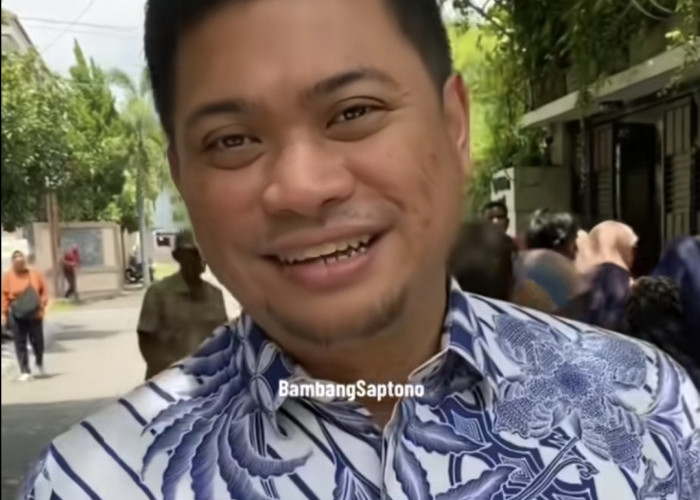 Mantan Bupati Gowa Adnan Temui Jokowi di Solo