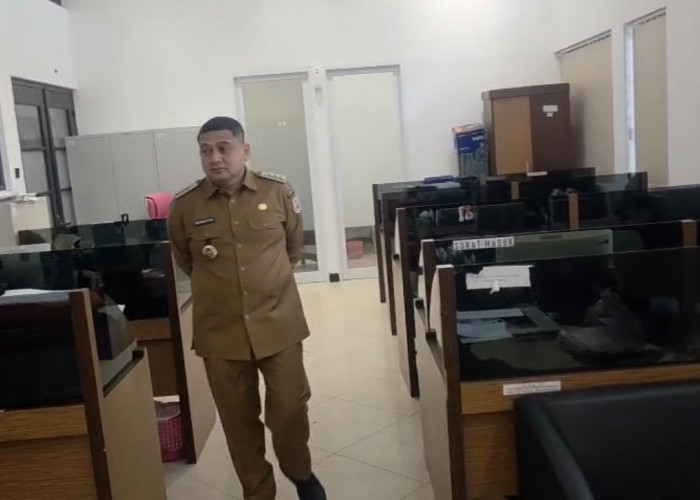 Appi Geleng- Geleng Kepala saat Sidak Palayanan di Balai Kota, Temukan Ruangan Tanpa Pegawai